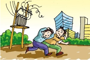 在公共场所，避免广告牌等地方