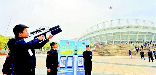 武汉将对无人机、热气球建档登记 飞行必须预先申请