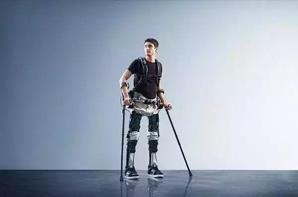 外骨骼机器人运用于生活