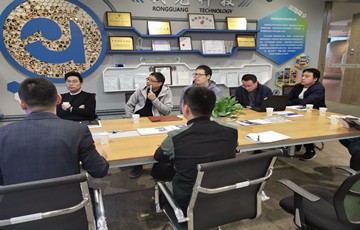 南京长江都市建筑设计股份有限公司唐觉民院长一行莅临戎光科技考察交流